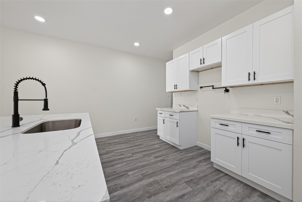 6925 Road 5503 - Photo 5