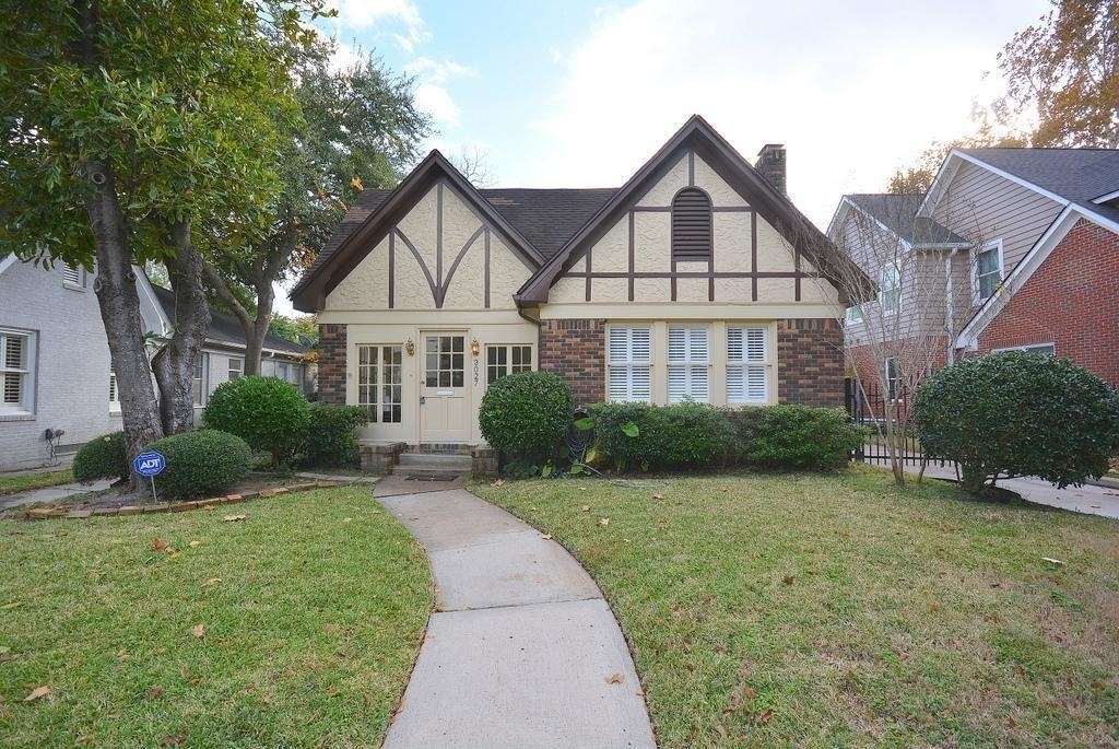 3027 Amherst Street - Photo 0