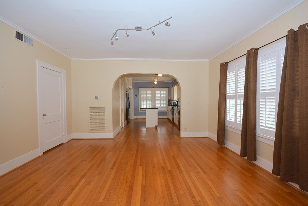 3027 Amherst Street - Photo 3