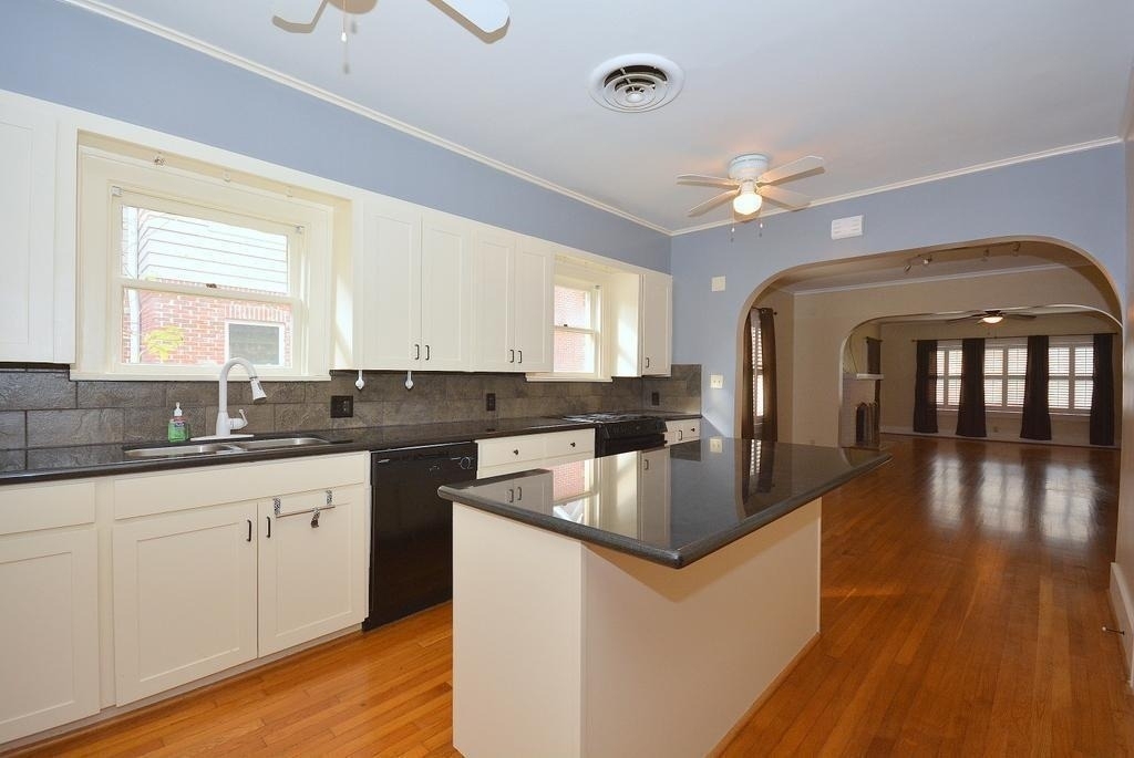3027 Amherst Street - Photo 5