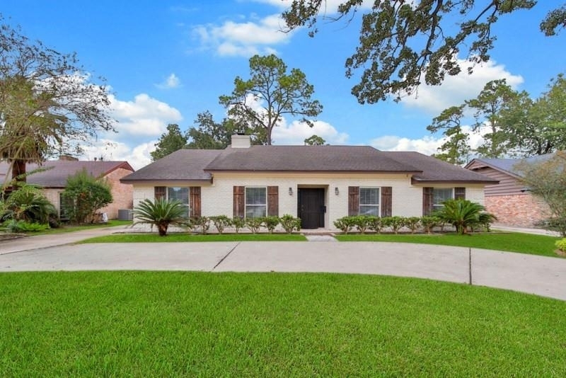 10042 Briar Forest Drive - Photo 1