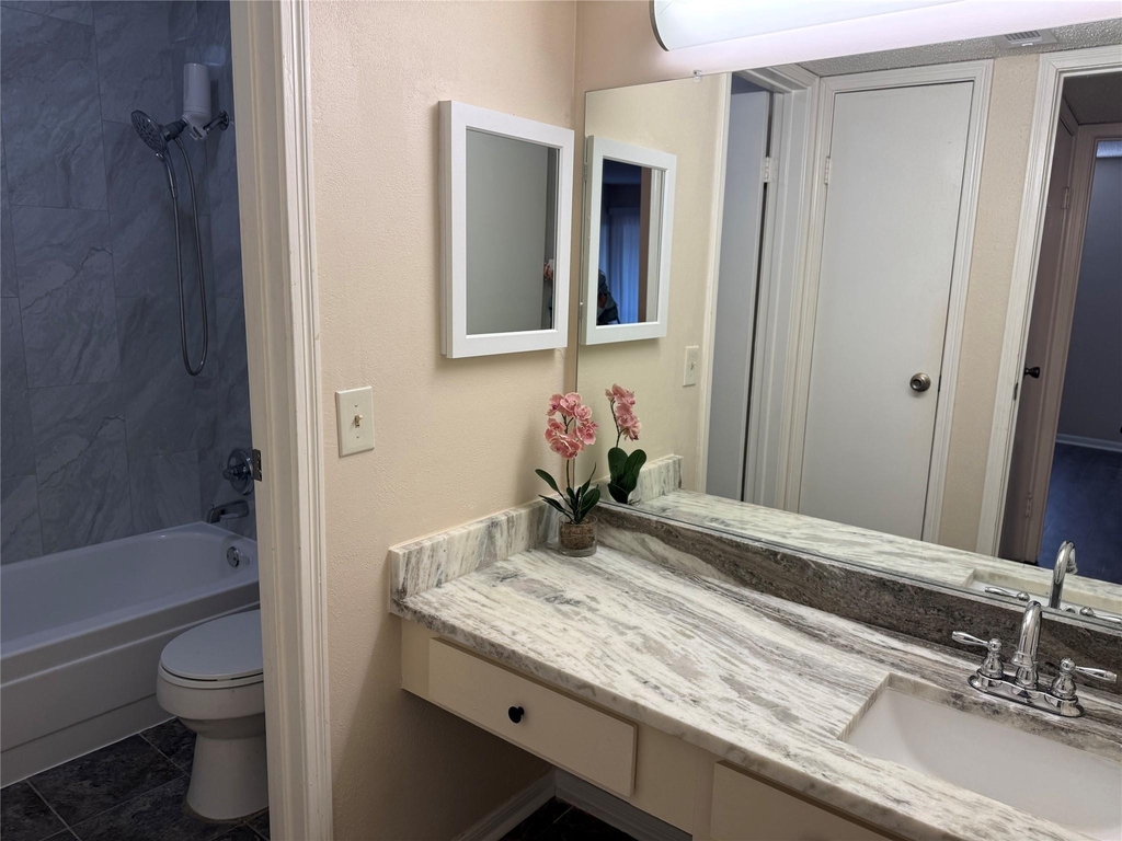 2120 El Paseo Street - Photo 15