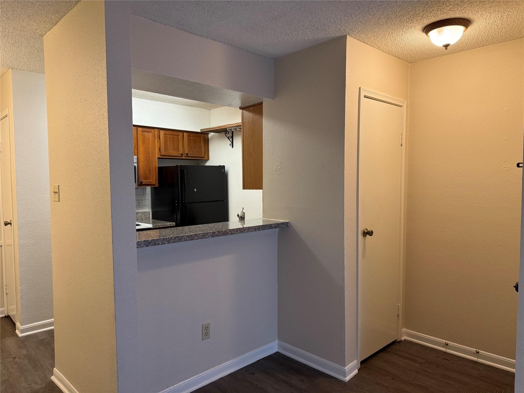 2120 El Paseo Street - Photo 6
