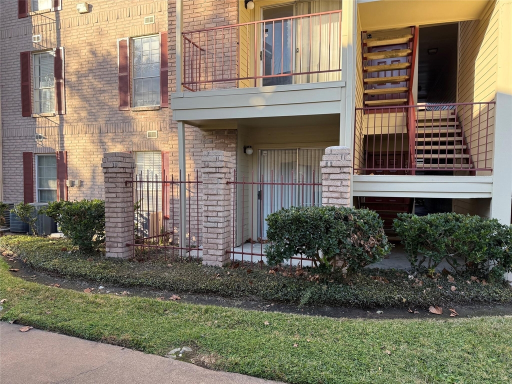2120 El Paseo Street - Photo 18