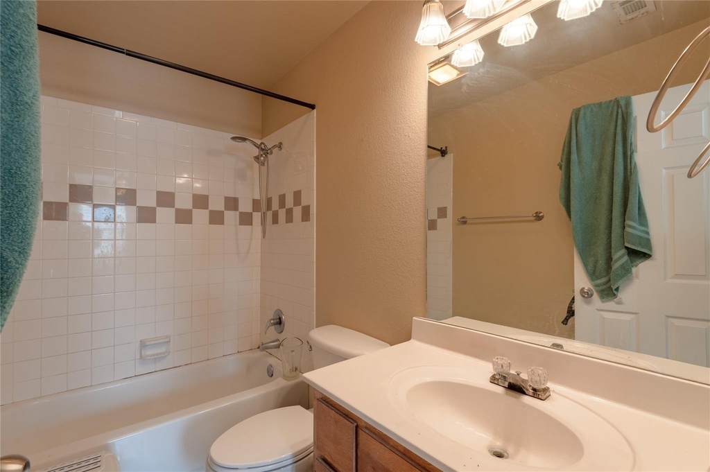 104 Yegua Circle - Photo 21