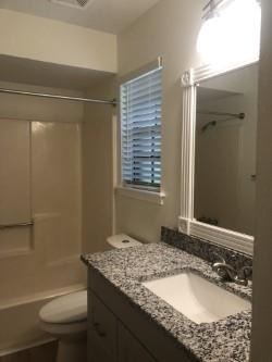 2402 Sycamore Avenue - Photo 5