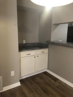 2402 Sycamore Avenue - Photo 9