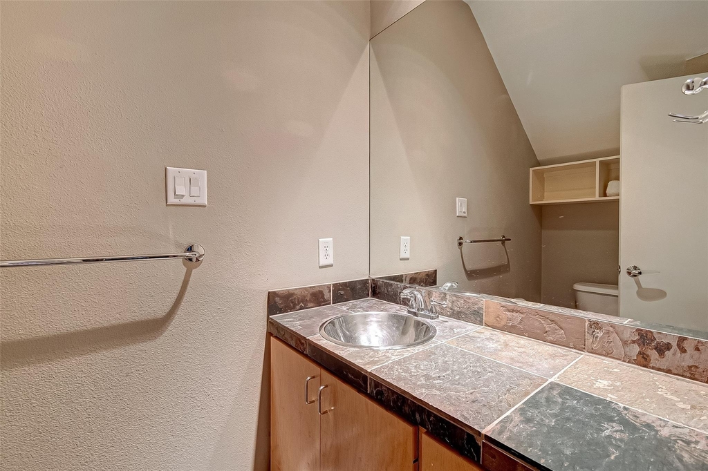 4308 Lillian  Street - Photo 45