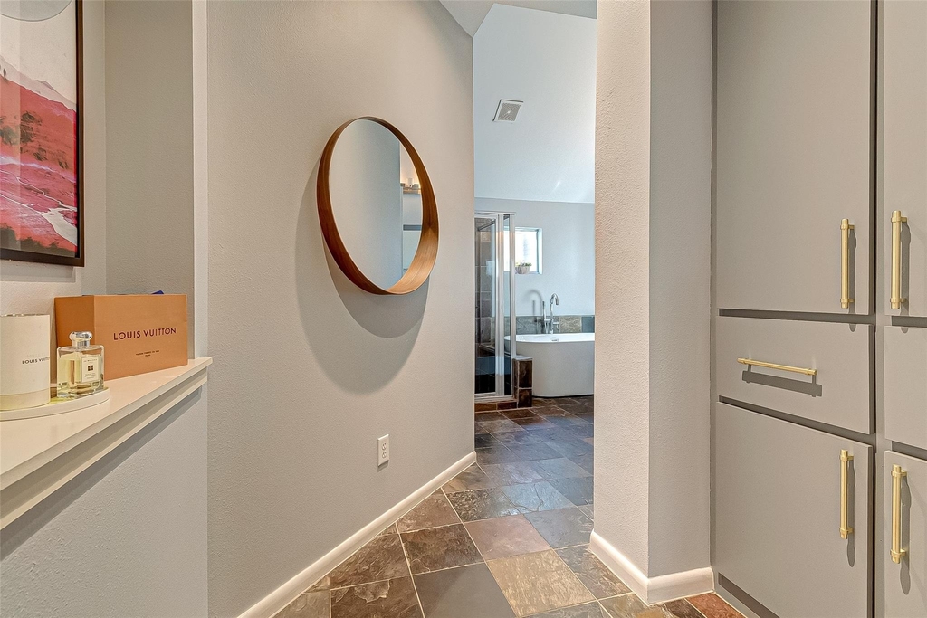 4308 Lillian  Street - Photo 35