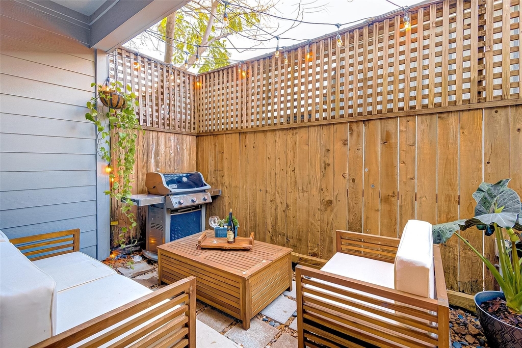 4308 Lillian  Street - Photo 49