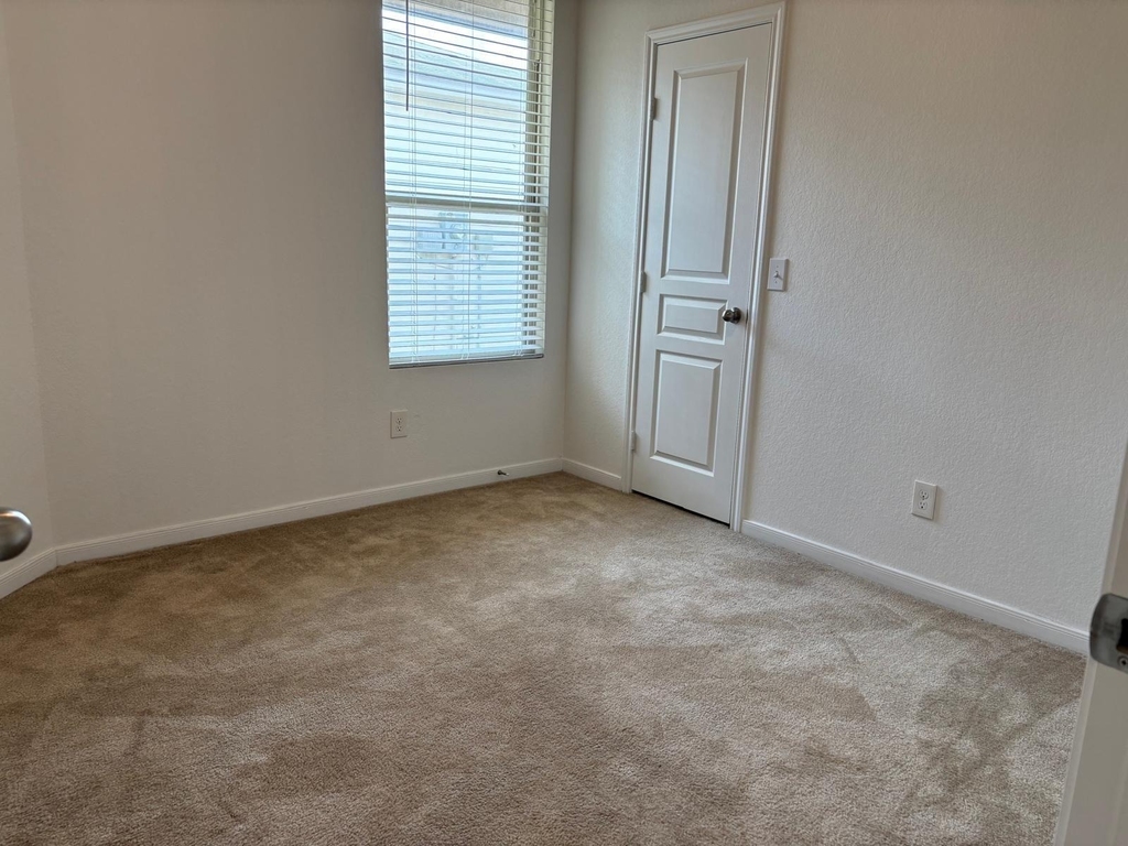 2711 Skyview Long Drive - Photo 9