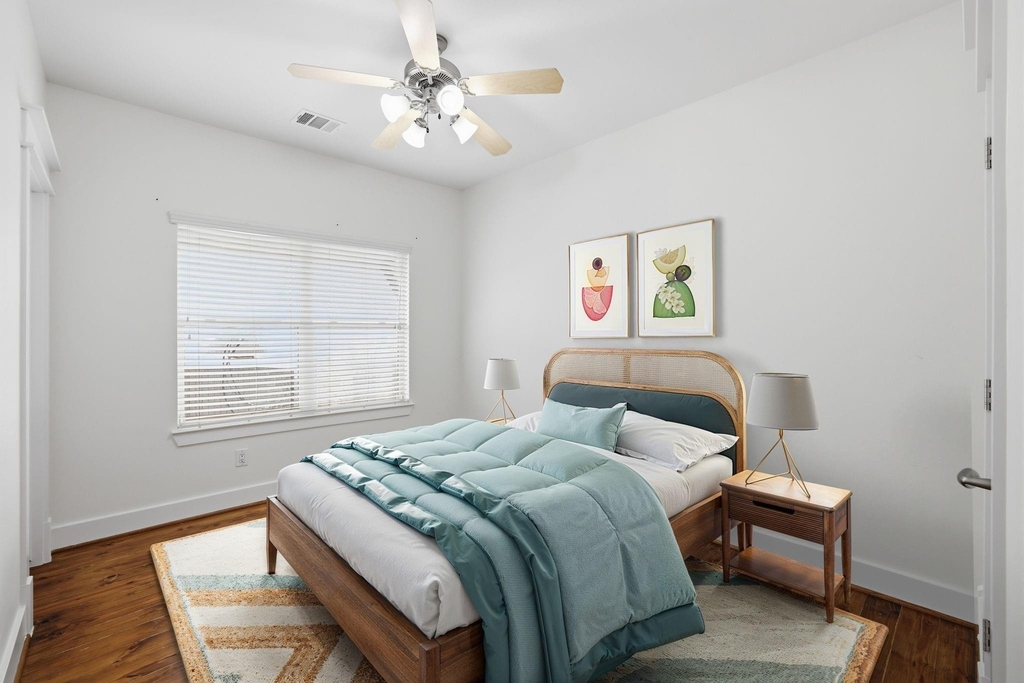 2322 Beall Street - Photo 8