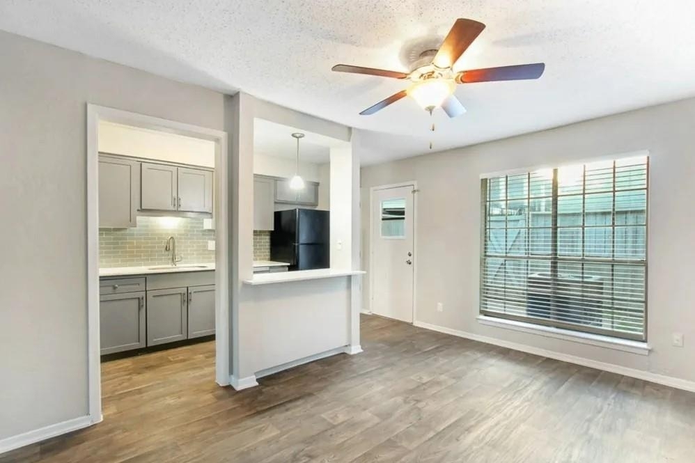 4401 Glenview Court - Photo 11