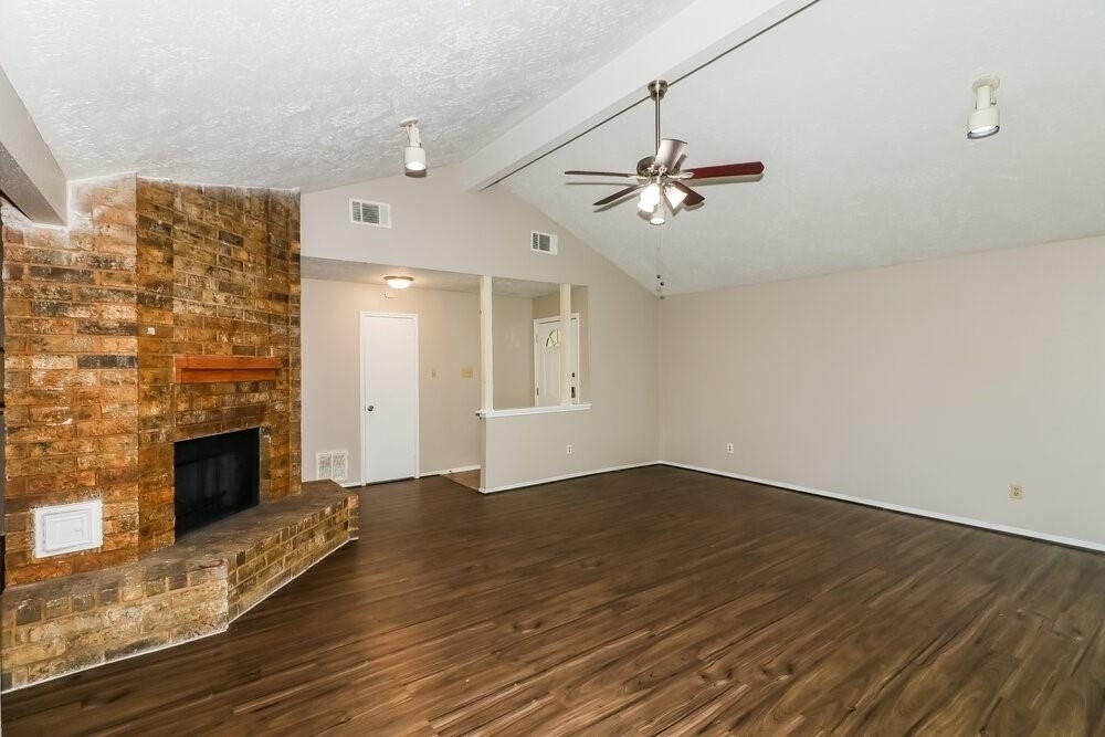 15306 Evergreen Place Drive - Photo 2