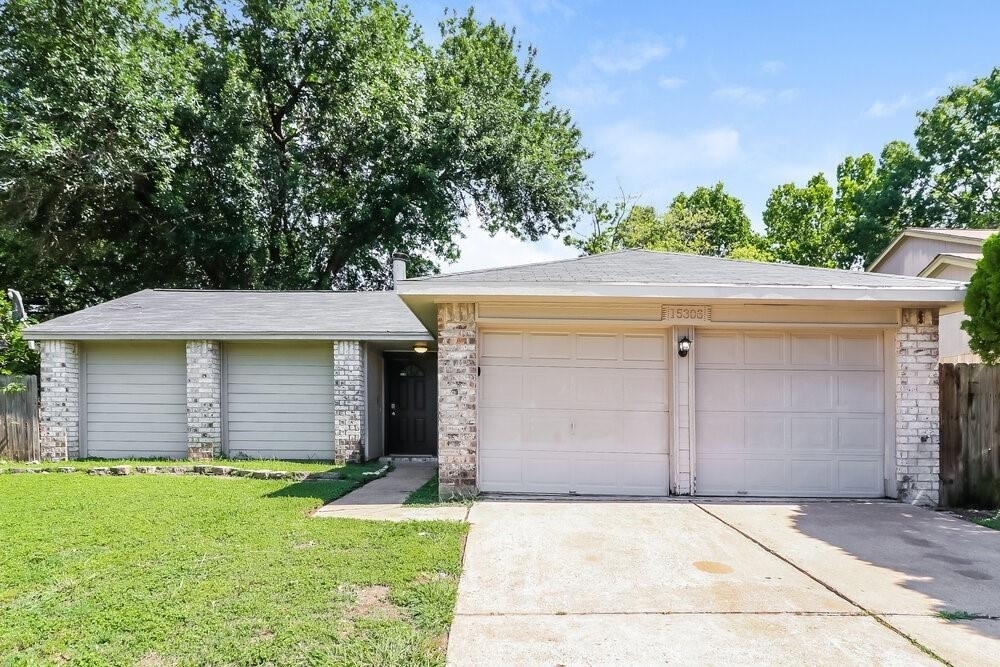15306 Evergreen Place Drive - Photo 0