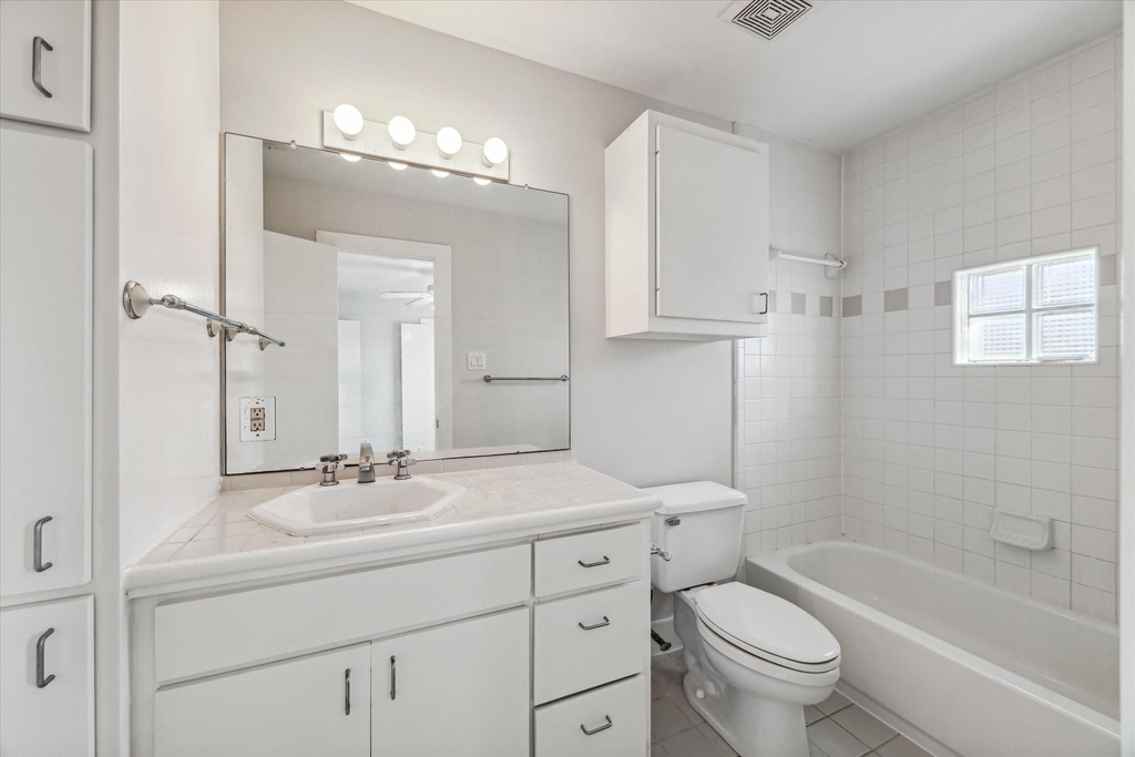 9710 Riddlewood Lane - Photo 14