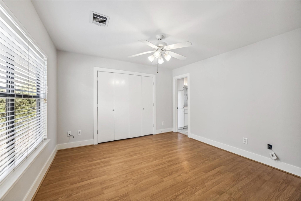 9710 Riddlewood Lane - Photo 12
