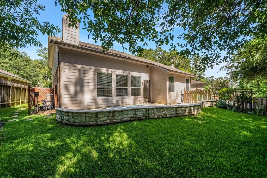 7 Ebony Oaks Place - Photo 4
