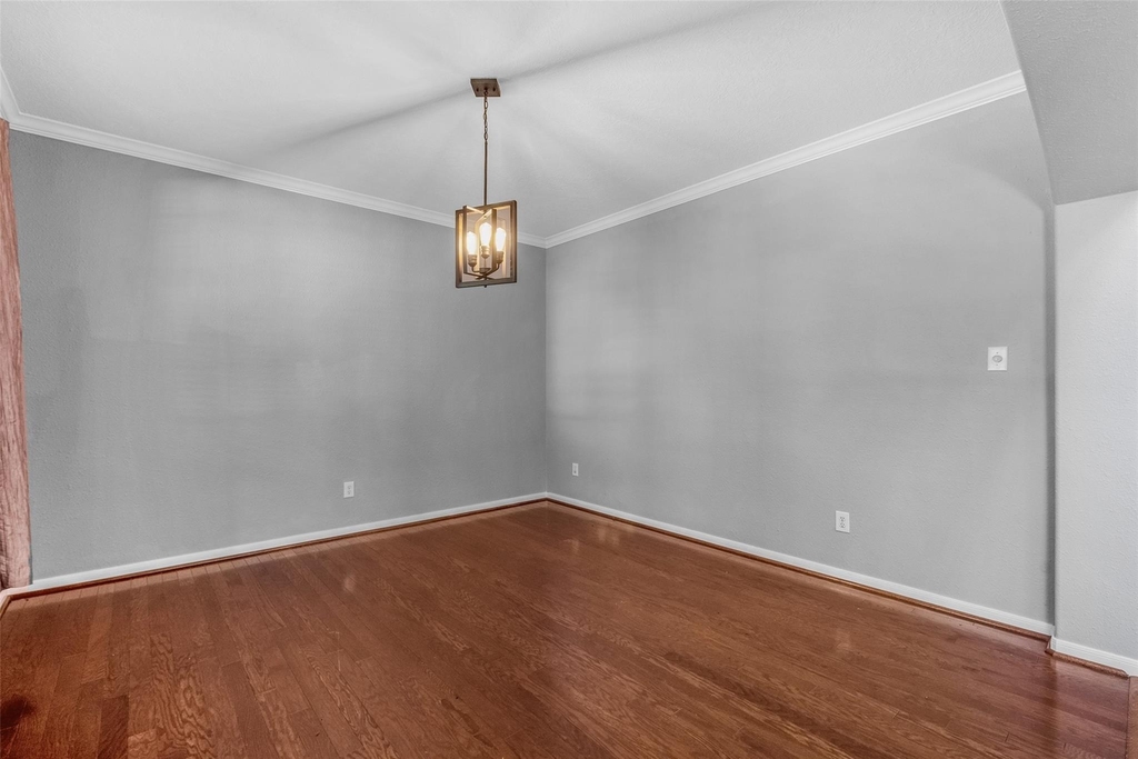 7 Ebony Oaks Place - Photo 8
