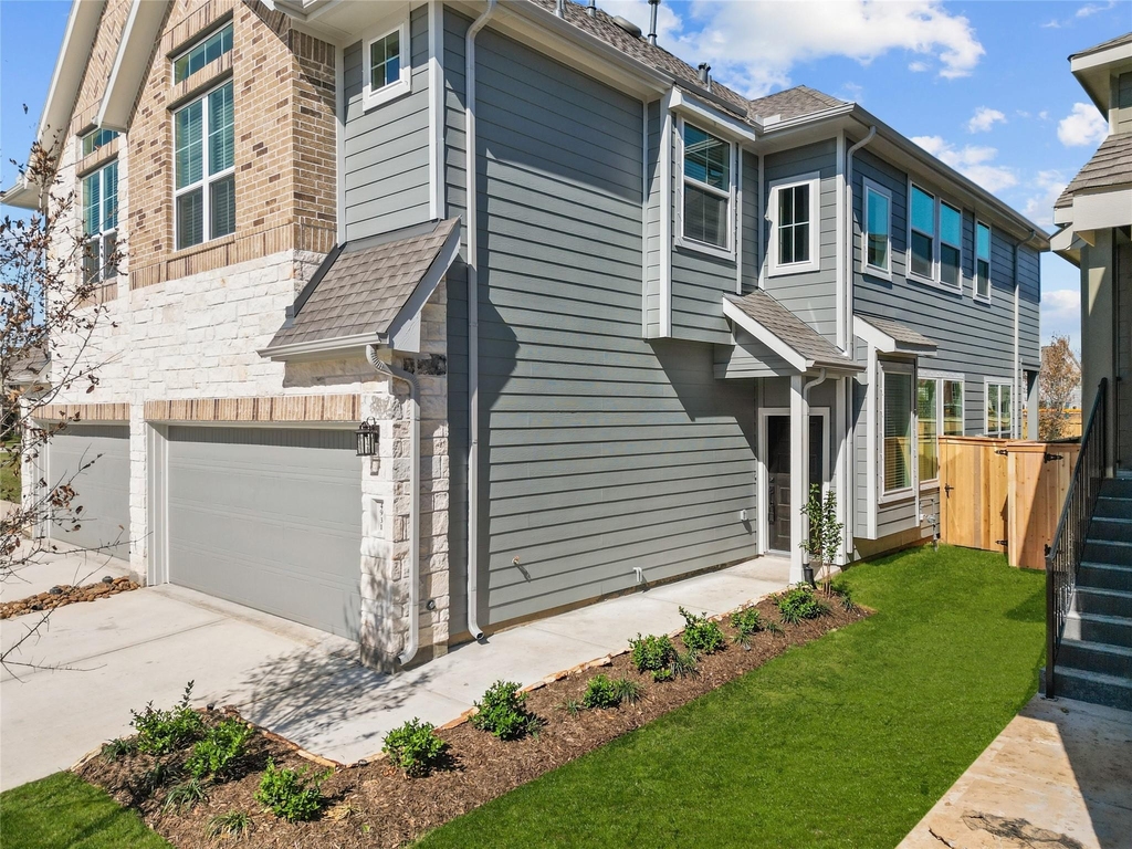 4931 Carranza Court - Photo 3