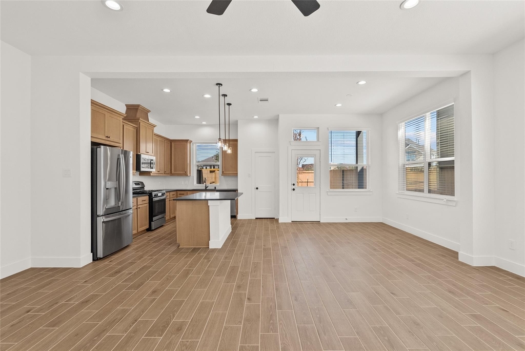 4931 Carranza Court - Photo 15