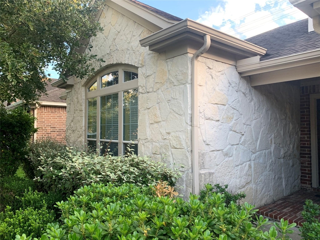 13110 Imperial Shore Drive - Photo 4