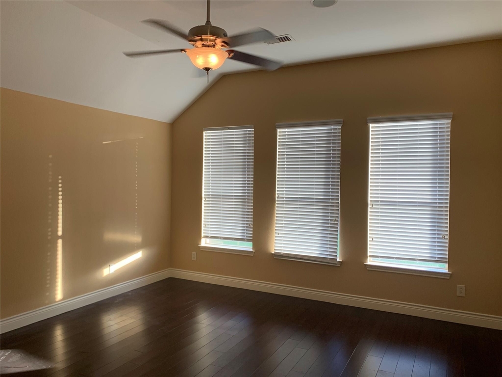 13110 Imperial Shore Drive - Photo 20