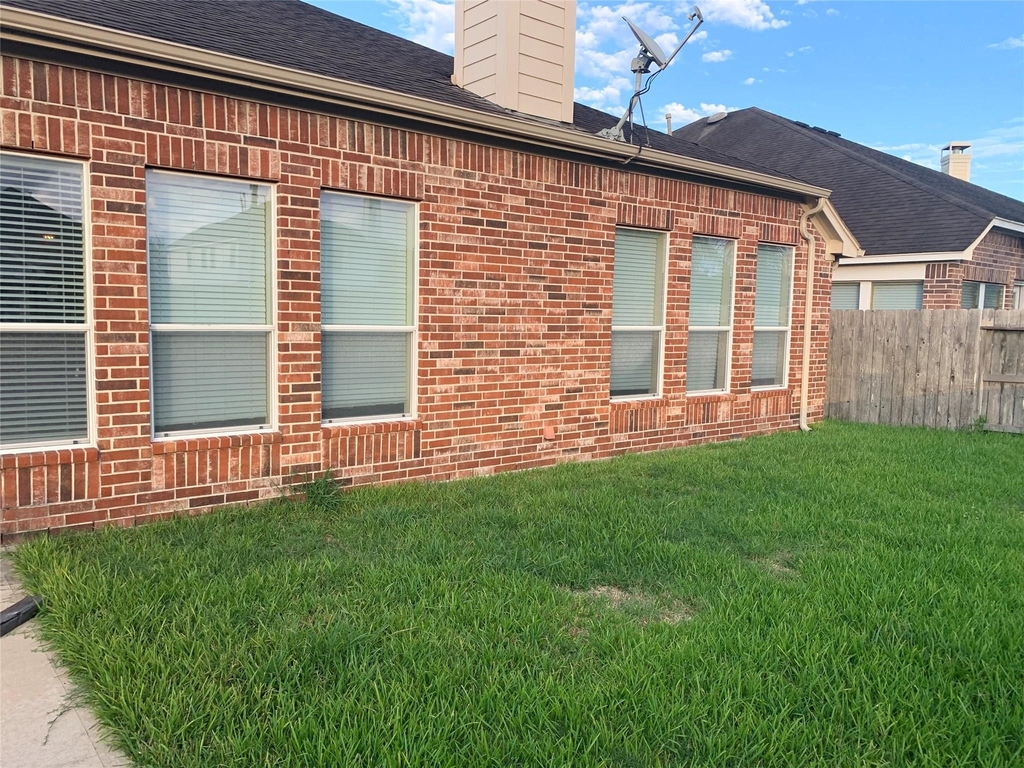 13110 Imperial Shore Drive - Photo 9