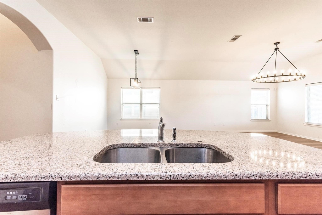 3094 Camden Park Lane - Photo 11