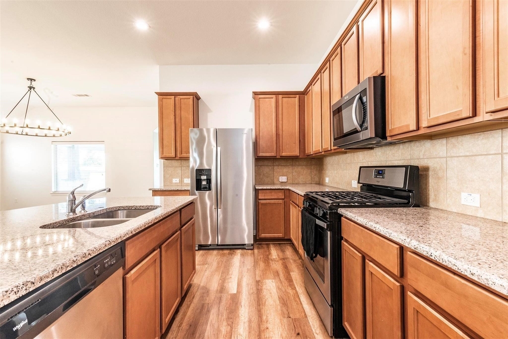 3094 Camden Park Lane - Photo 9