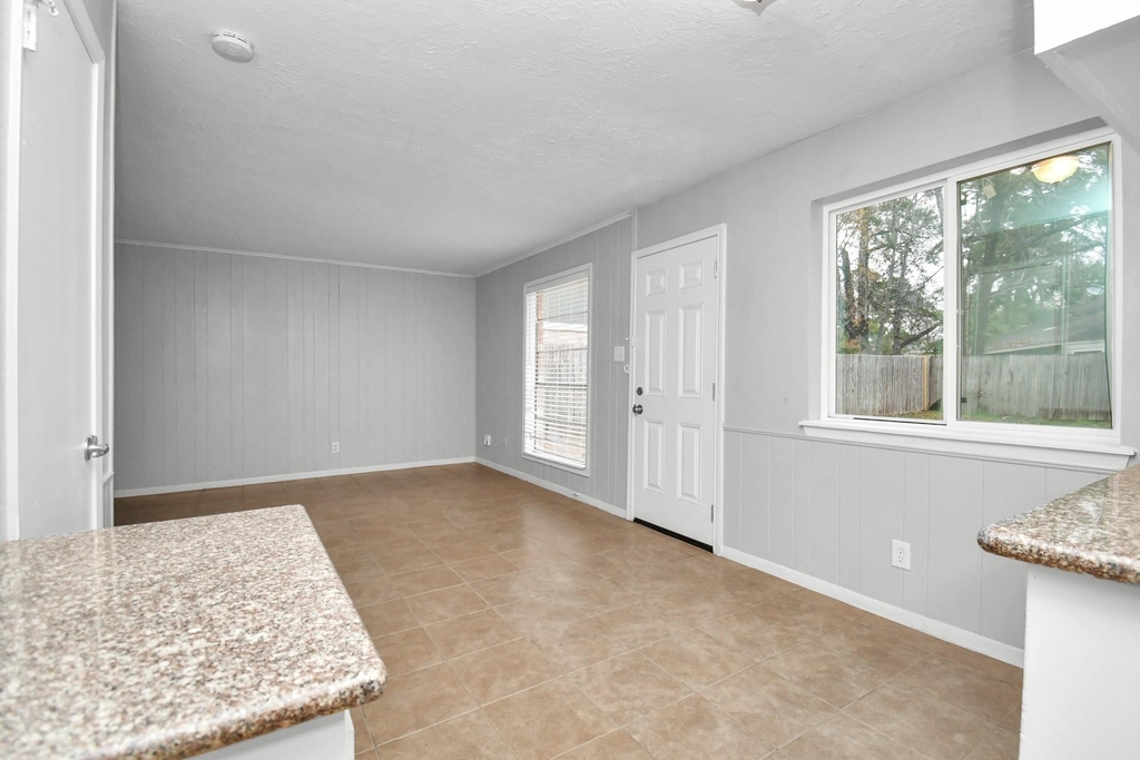 24118 Spring Gum Drive - Photo 16