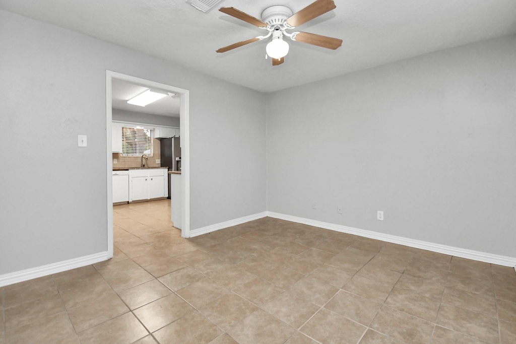 24118 Spring Gum Drive - Photo 42