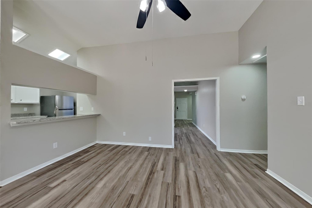 17423 Saxon Drive - Photo 4