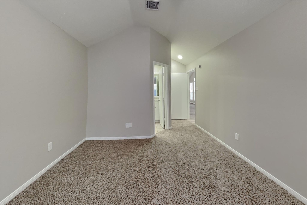 17423 Saxon Drive - Photo 8