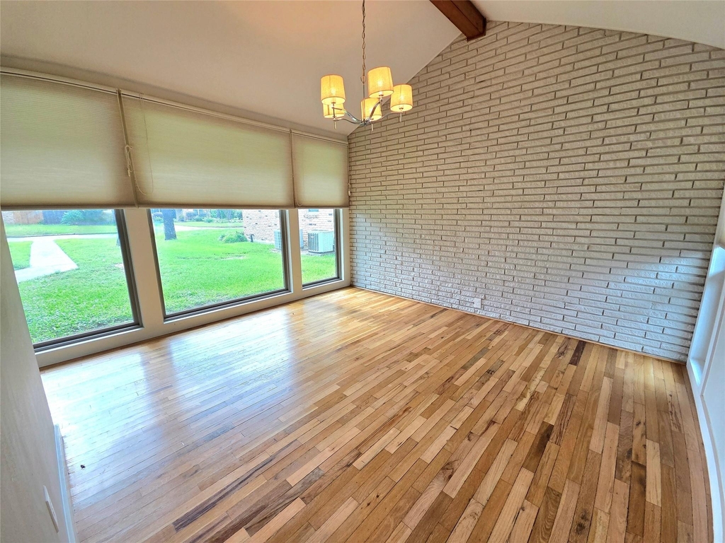 1763 Maux Drive - Photo 4