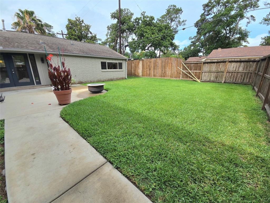 1763 Maux Drive - Photo 29