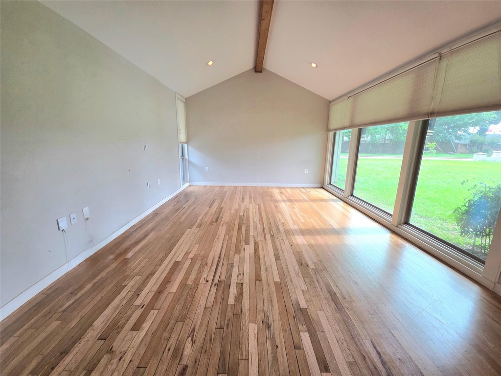 1763 Maux Drive - Photo 16
