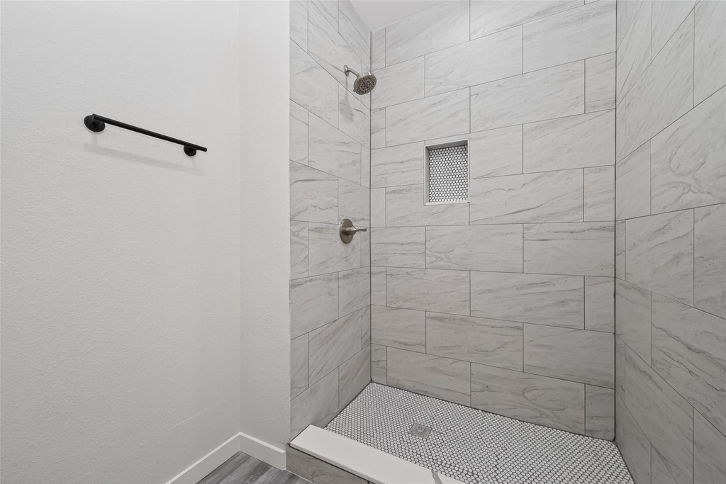 6921 Road 5503 - Photo 20