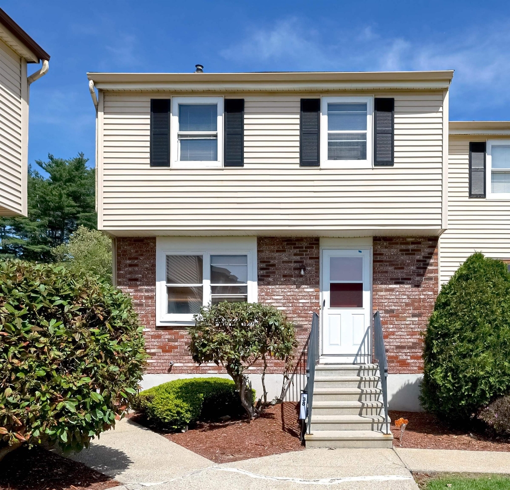 38 Stonegate - Photo 0