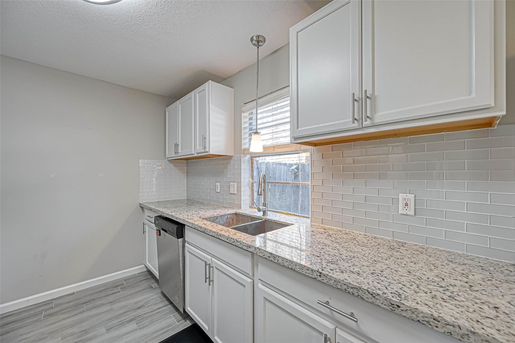 22622 John Rolfe Lane - Photo 7