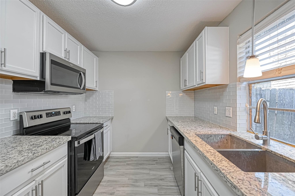 22622 John Rolfe Lane - Photo 6