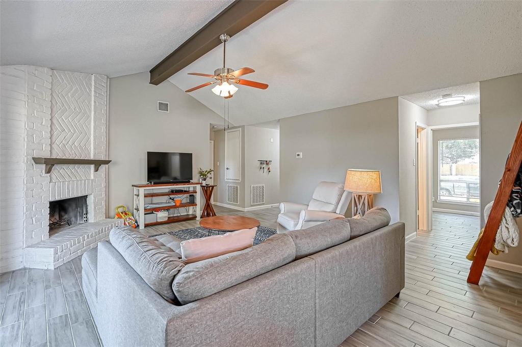 22622 John Rolfe Lane - Photo 3