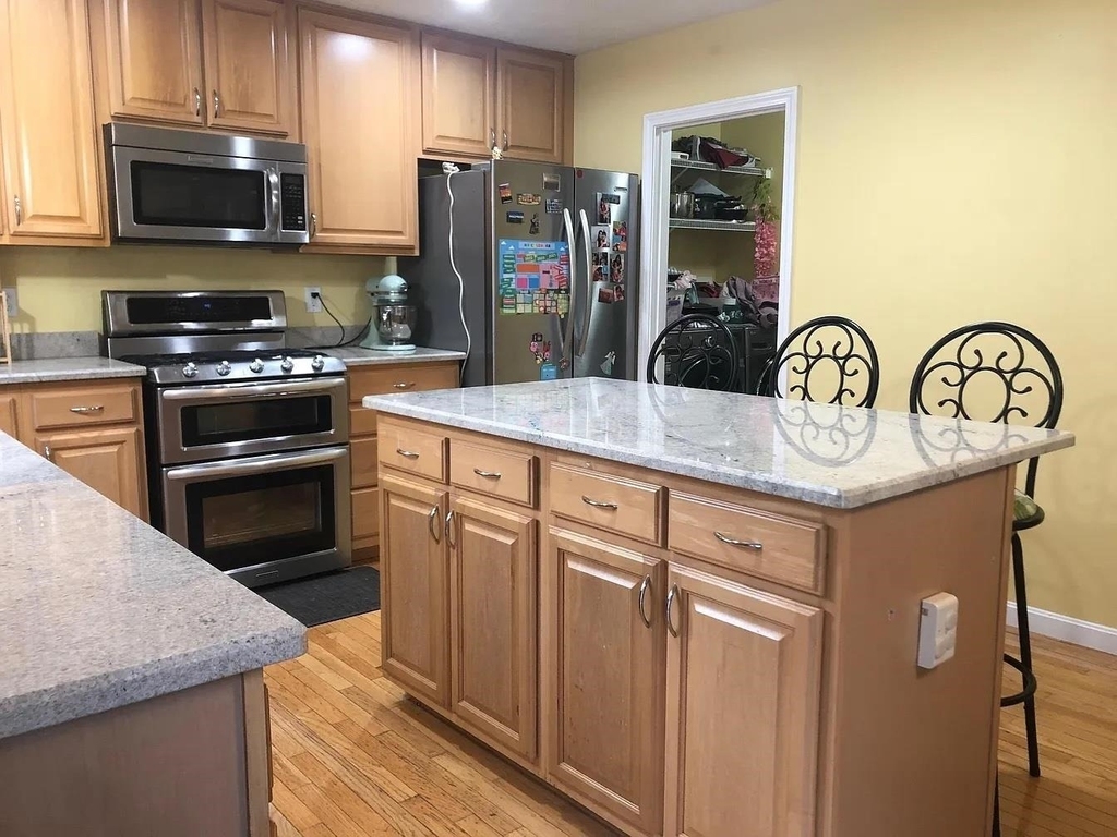 66 Georgetown - Photo 10