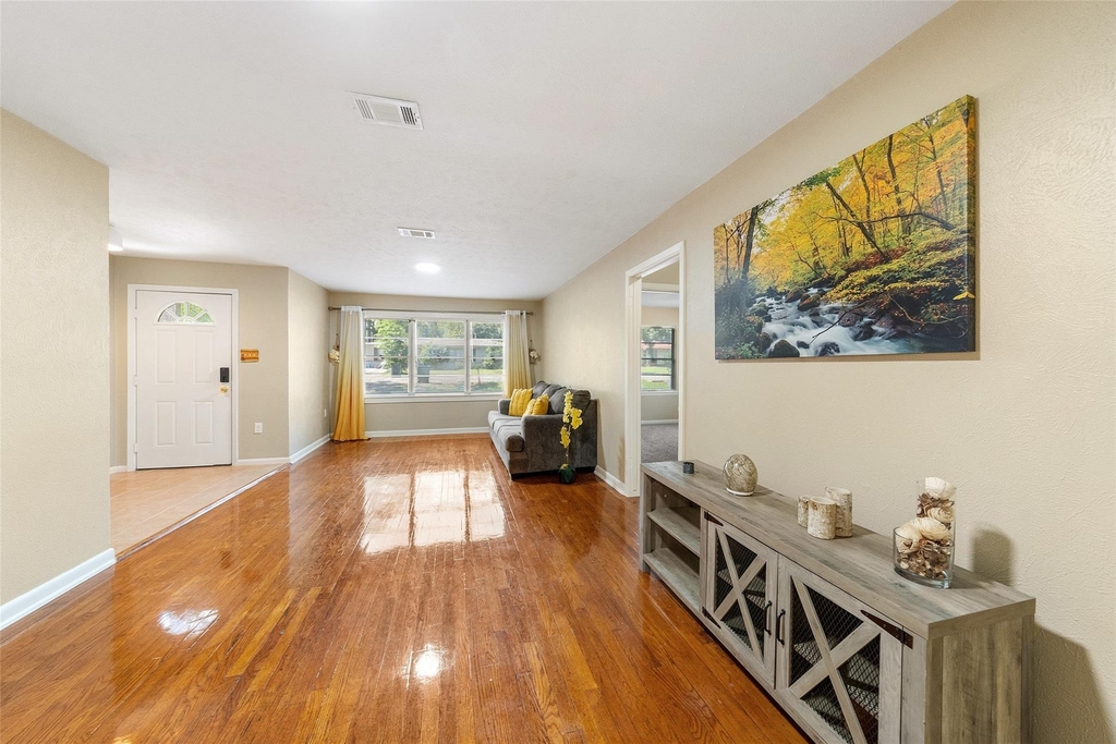 1105 Thomas Avenue - Photo 17