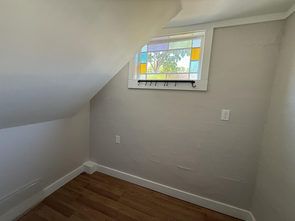 52 Lincoln - Photo 8