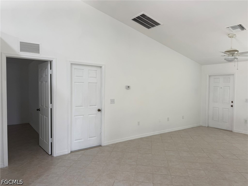 1424 Ne 13th Place - Photo 7