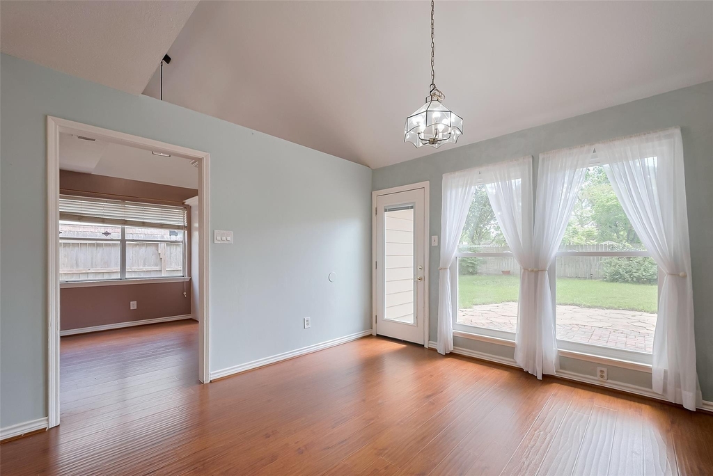 1103 Cheyenne Meadows Drive - Photo 8
