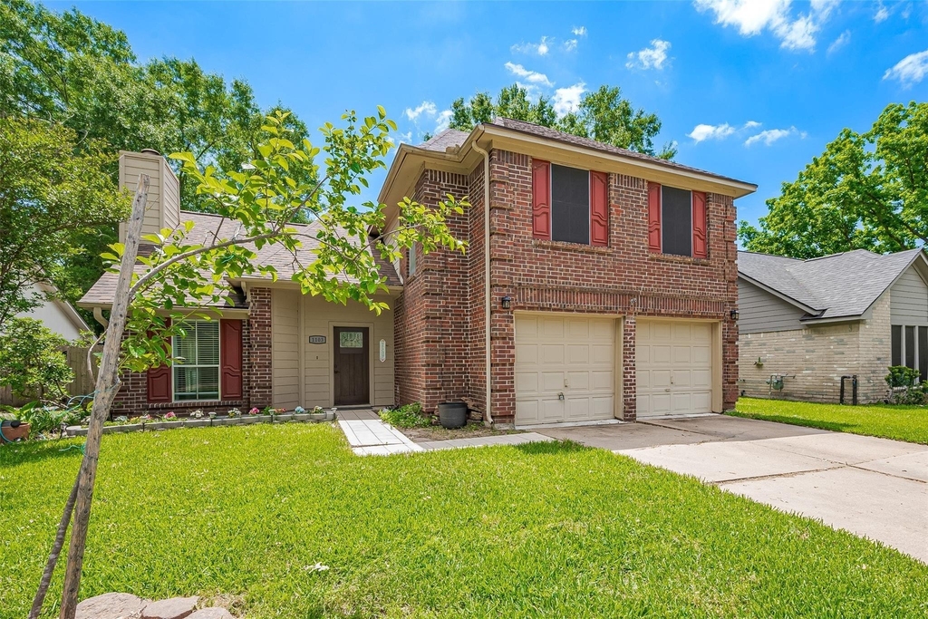1103 Cheyenne Meadows Drive - Photo 1