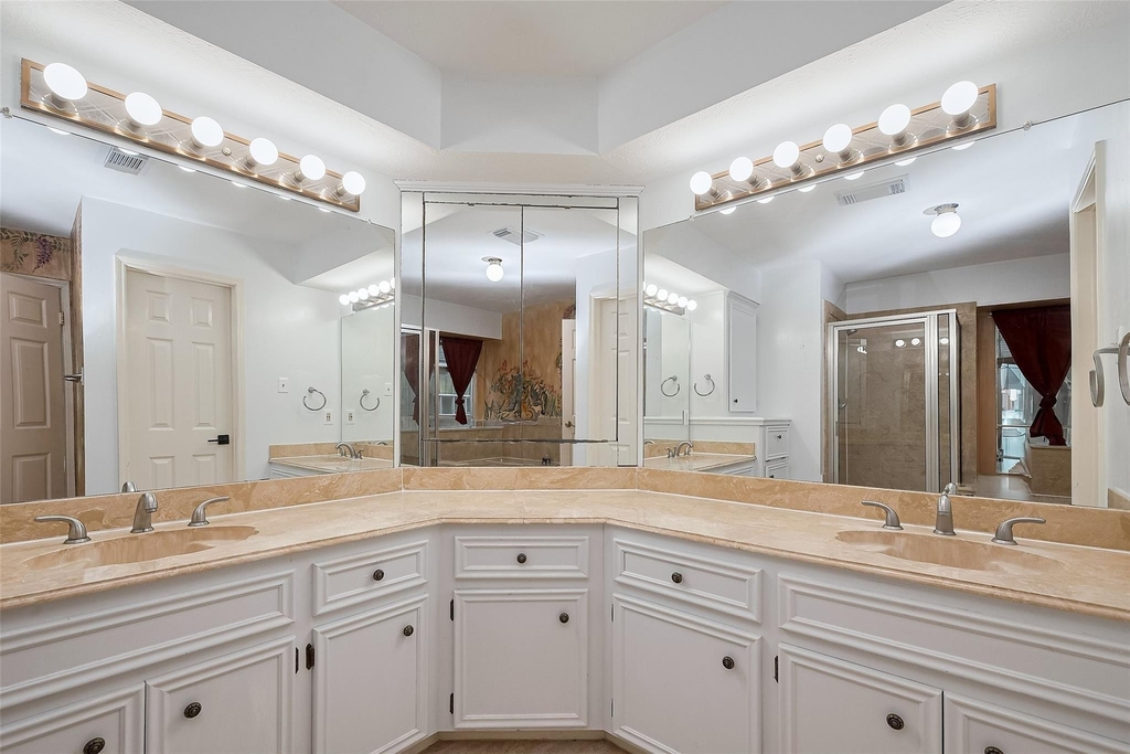 1103 Cheyenne Meadows Drive - Photo 43