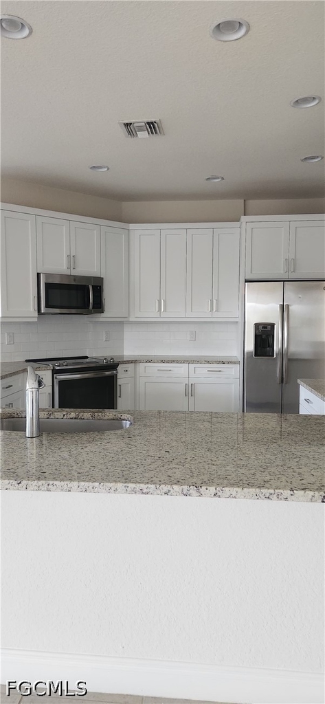 2231 Ne 1st Terrace - Photo 4